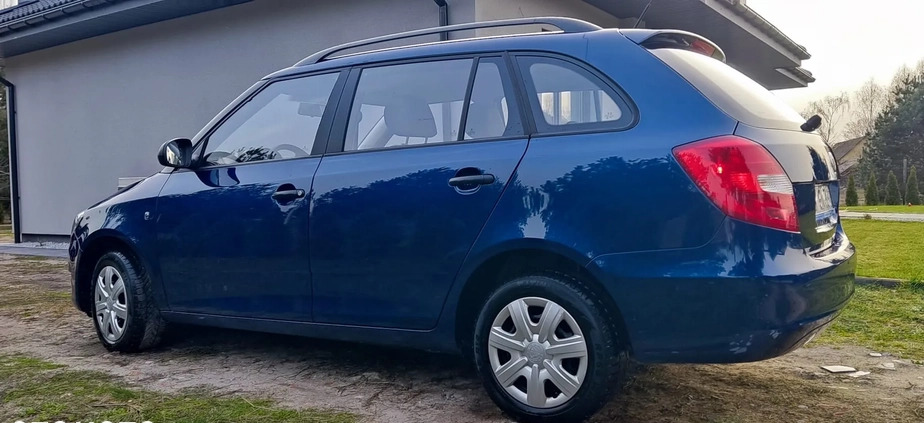 Skoda Fabia cena 17499 przebieg: 73079, rok produkcji 2011 z Osieczna małe 436
